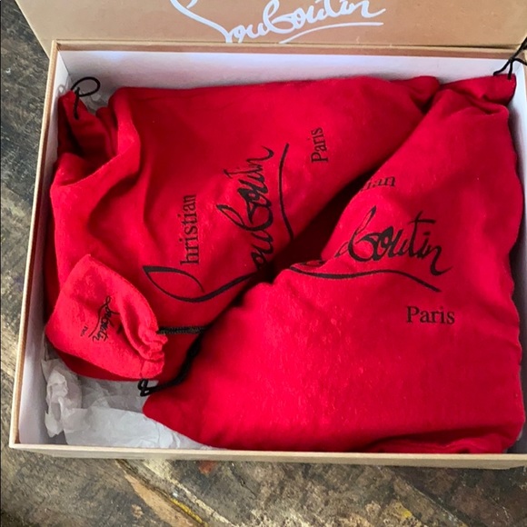 Christian Louboutin black spike pump - Picture 7 of 8